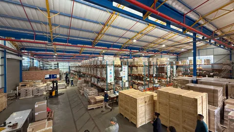 13 West View Road, Clayville